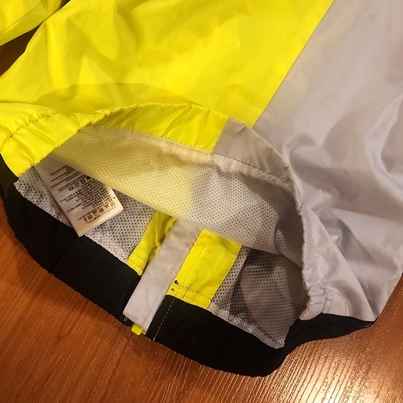 NIKE Kids Polyester Jacket (6-7Y) - Picture 6 of 9